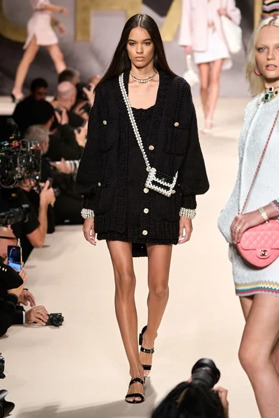 Look 39